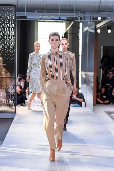 Look 135